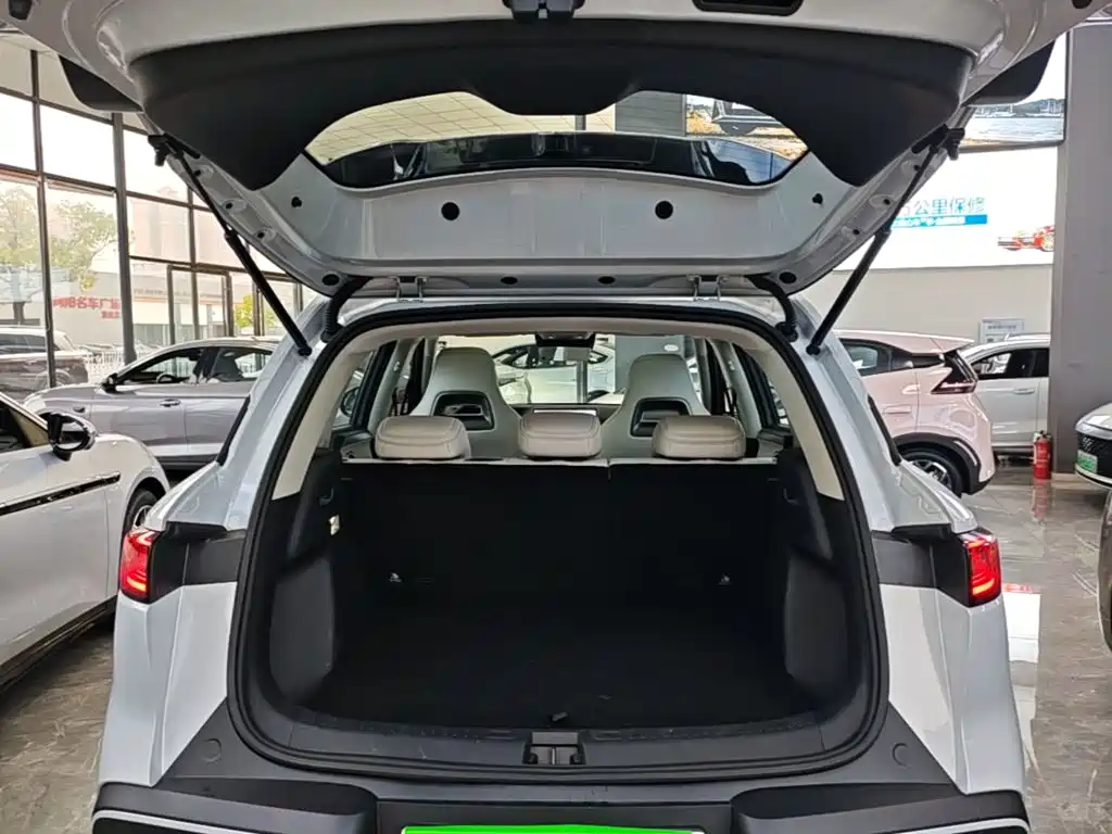 BYD Yuan UP — миниатюра 15