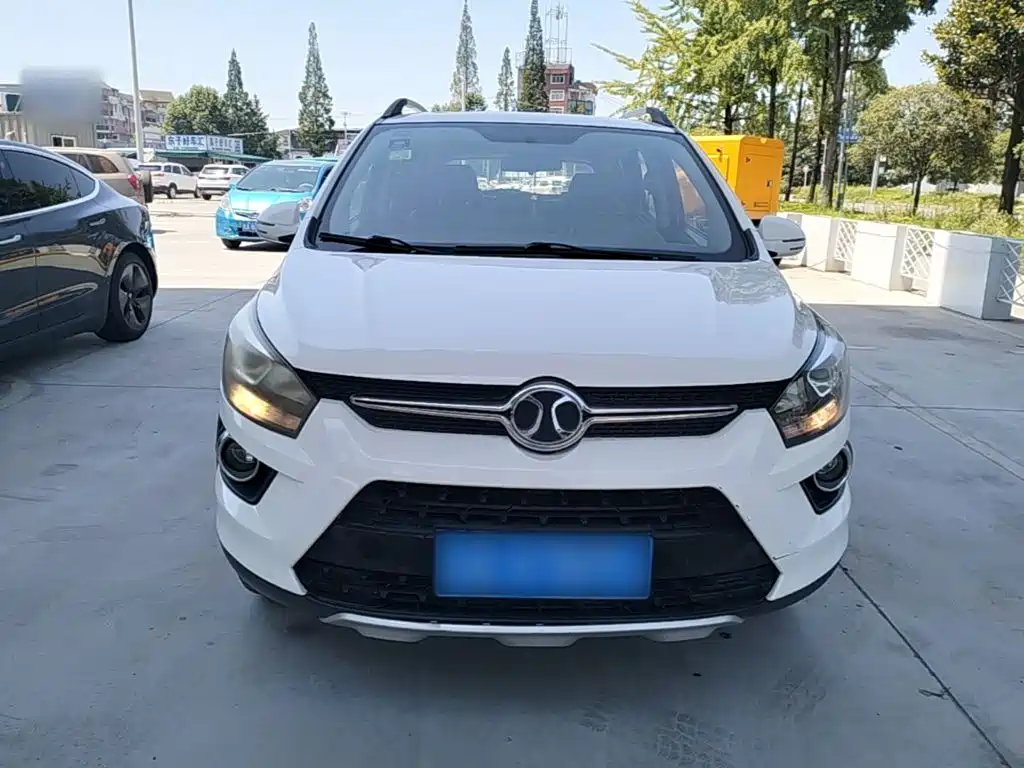 BAIC Senova X25 — миниатюра 3