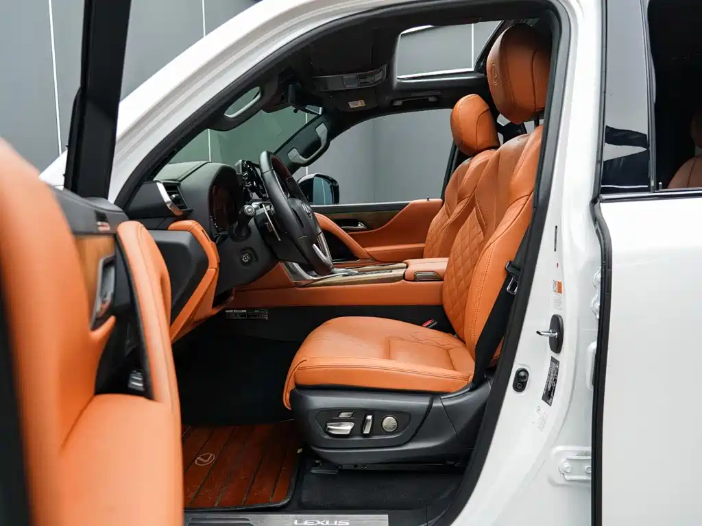 Lexus LX — миниатюра 6