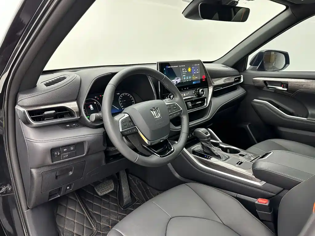 Toyota Crown Kluger — миниатюра 11