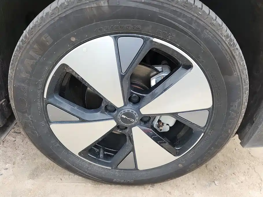 BYD Dolphin — миниатюра 6