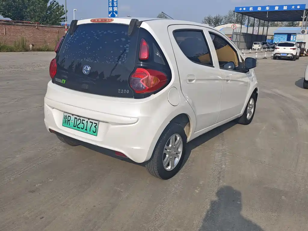 JMEV E200L 2016 E200