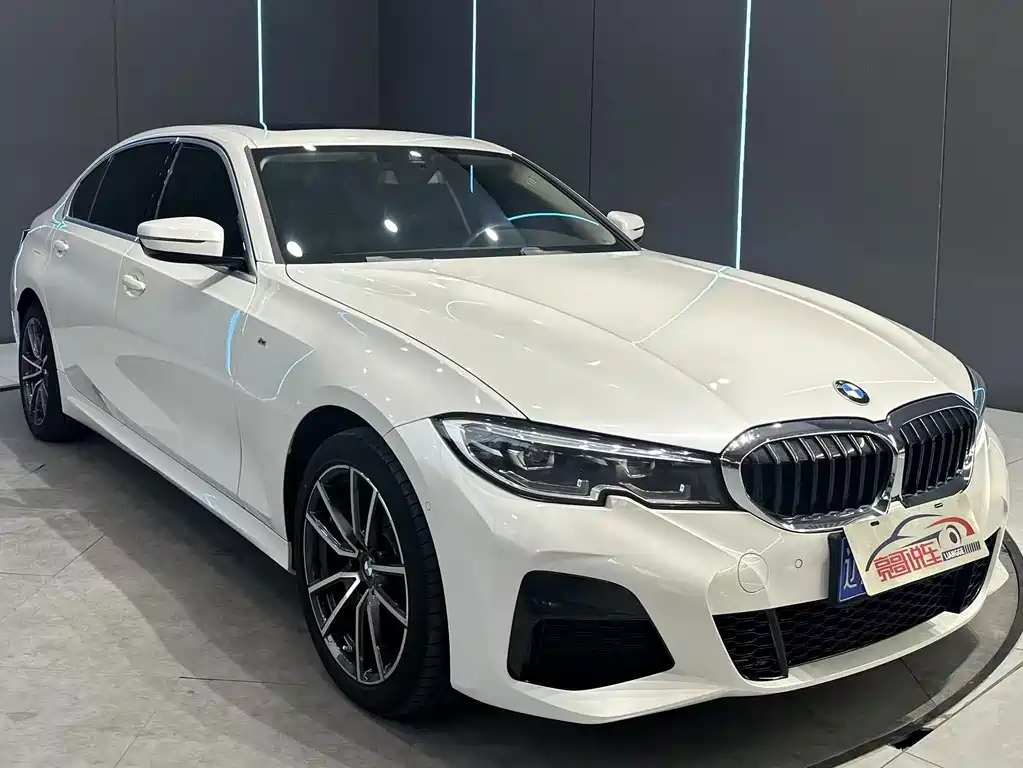 BMW 3 Series — миниатюра 3