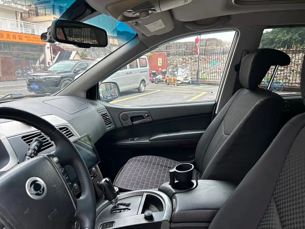 SsangYong Kyron — миниатюра 14