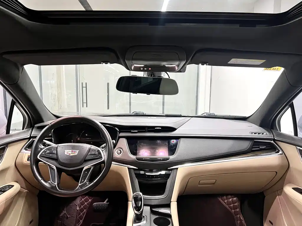 Cadillac XT5 — миниатюра 5