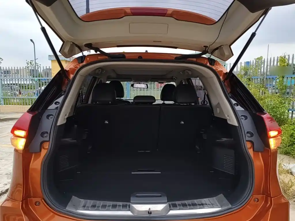 Nissan X-Trail — миниатюра 19