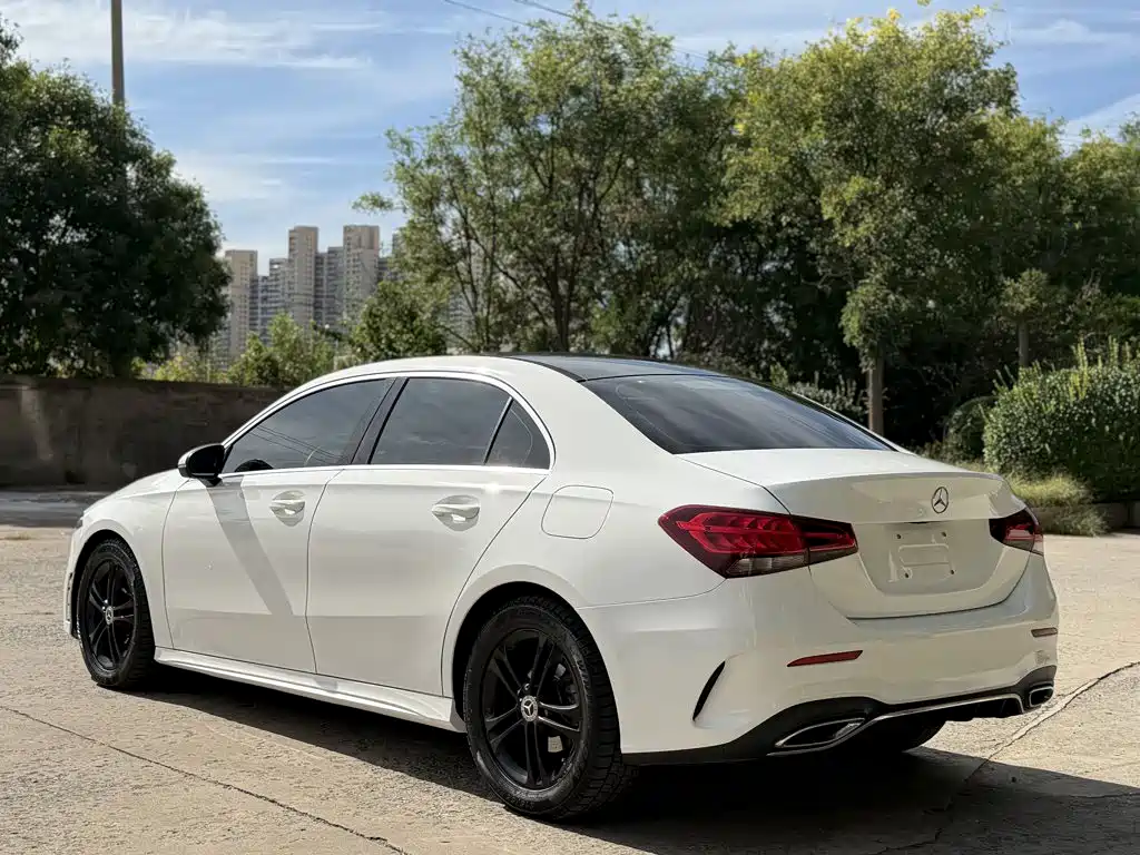 Mercedes-Benz A-Class — миниатюра 16