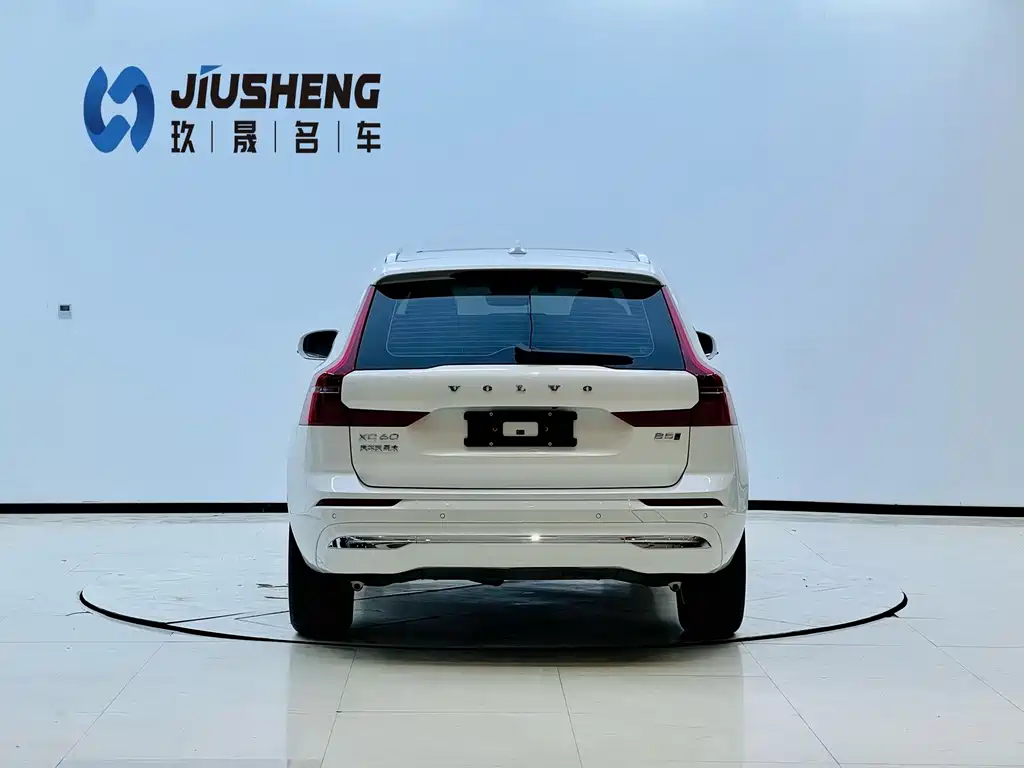 Volvo XC60 — миниатюра 5
