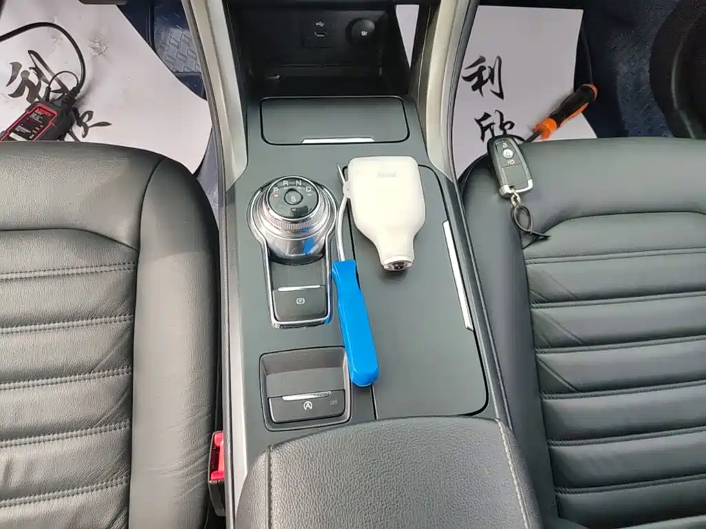 Ford Mondeo — миниатюра 14