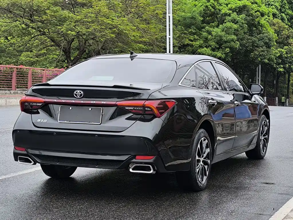 TOYOTA ASIAN DRAGON