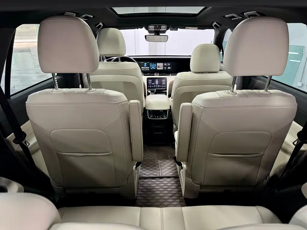 Li Auto Li ONE — миниатюра 14