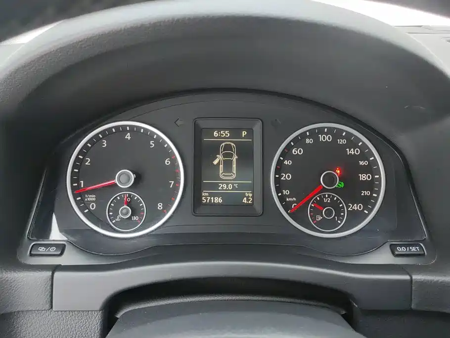Volkswagen Tiguan — миниатюра 14