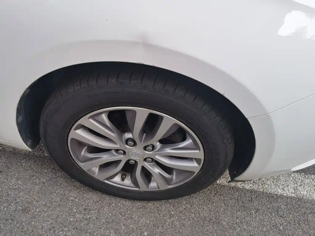 Buick Excelle — миниатюра 8