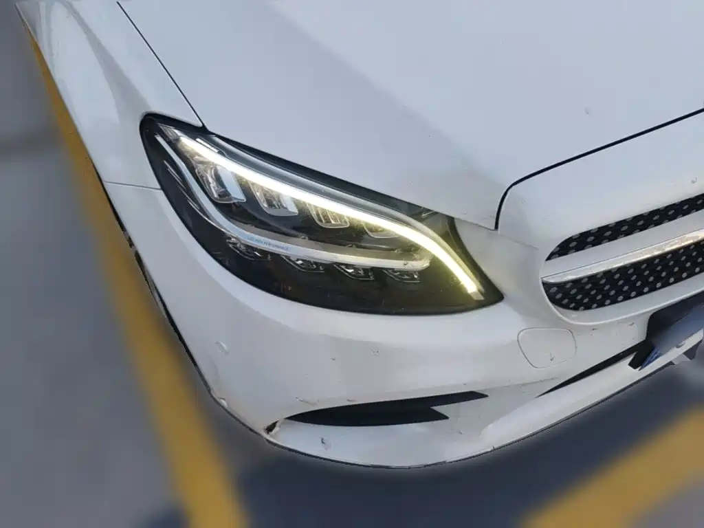 Mercedes-Benz C-Class — миниатюра 10