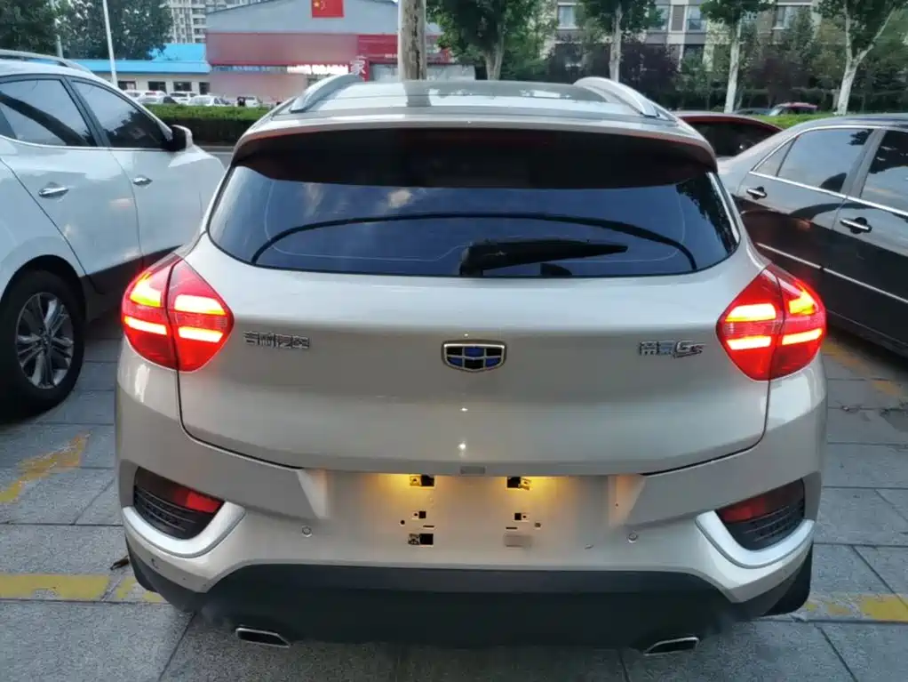 Geely Emgrand GS — миниатюра 6