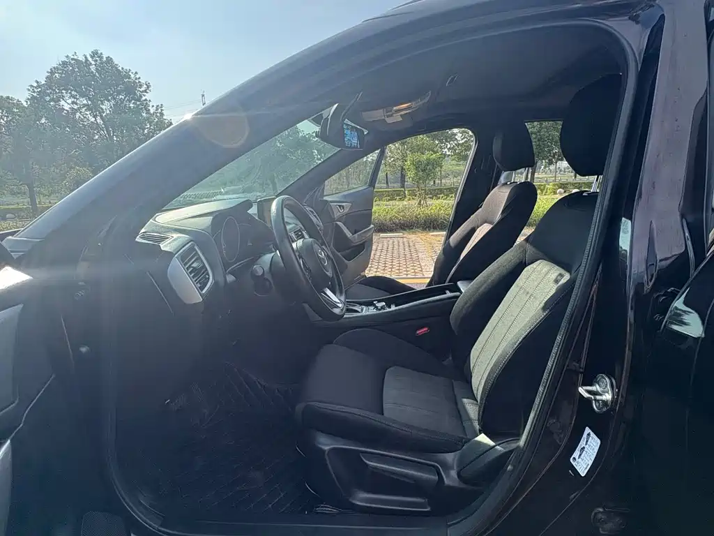 Mazda CX-4 — миниатюра 4