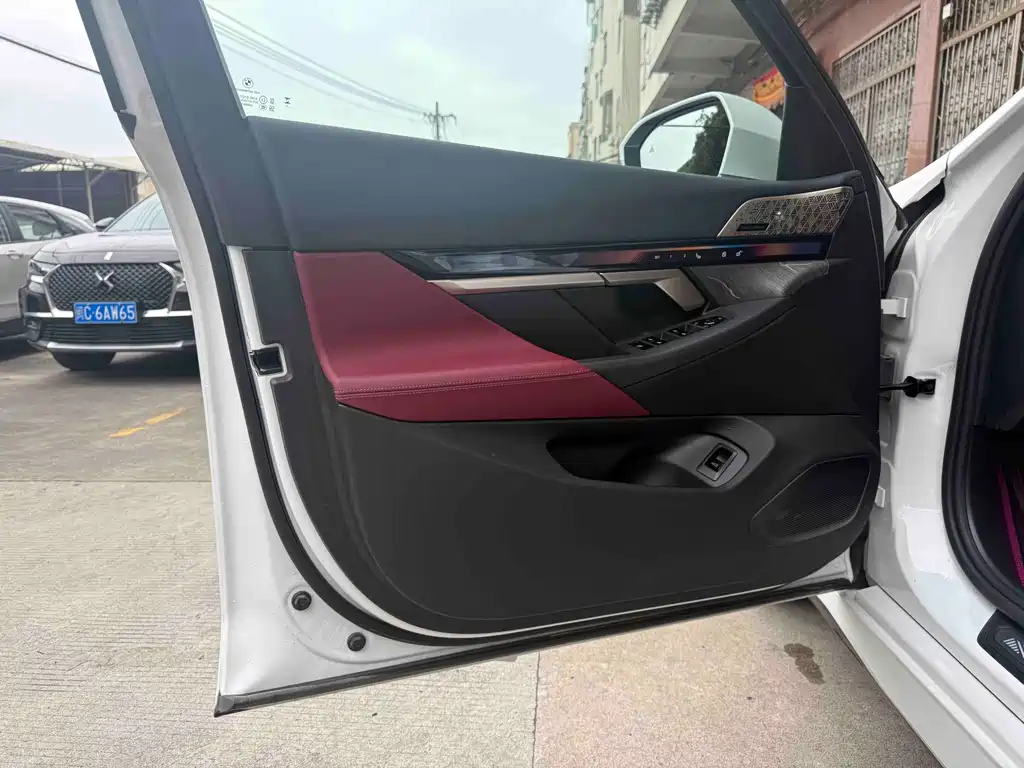 BMW 5 Series 5 2025 530Li Premium M Sport