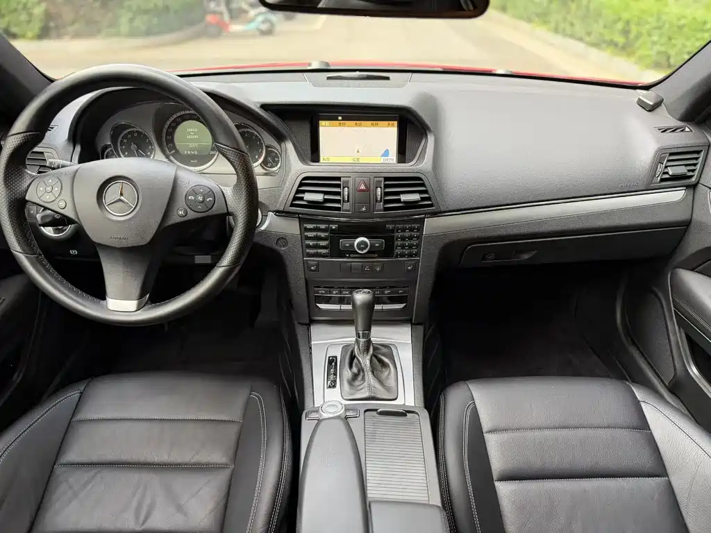 Mercedes-Benz E-Class (Import) — миниатюра 5