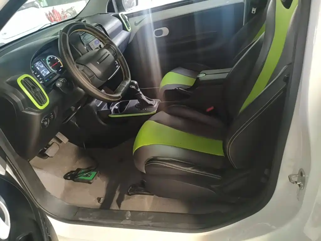 Roewe Clever — миниатюра 15
