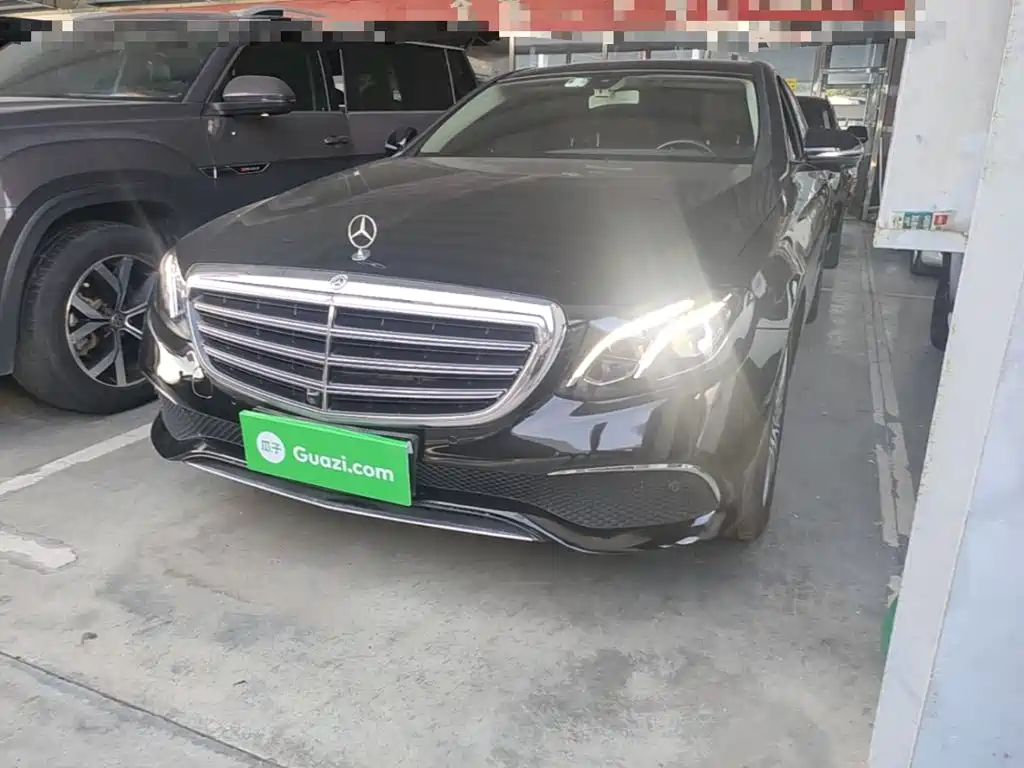 Mercedes-Benz E-Class — миниатюра 2