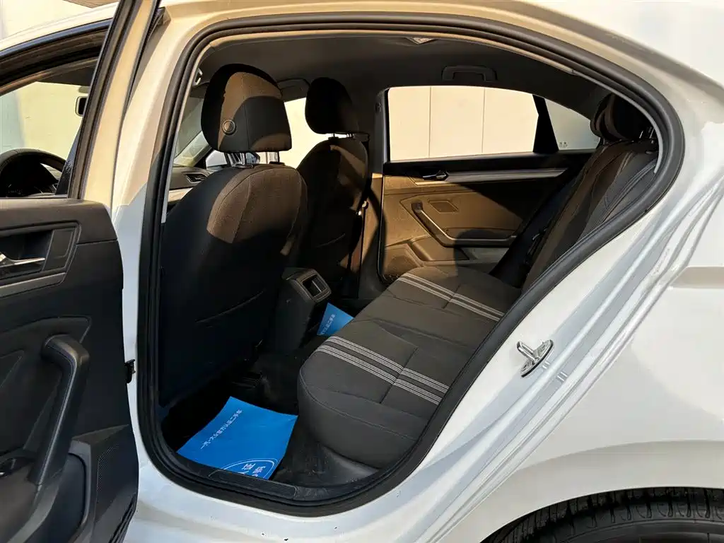Volkswagen Lamando — миниатюра 28
