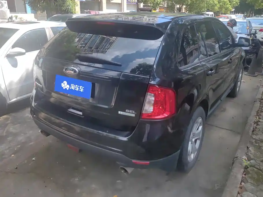 Ford Edge (Import) — миниатюра 3