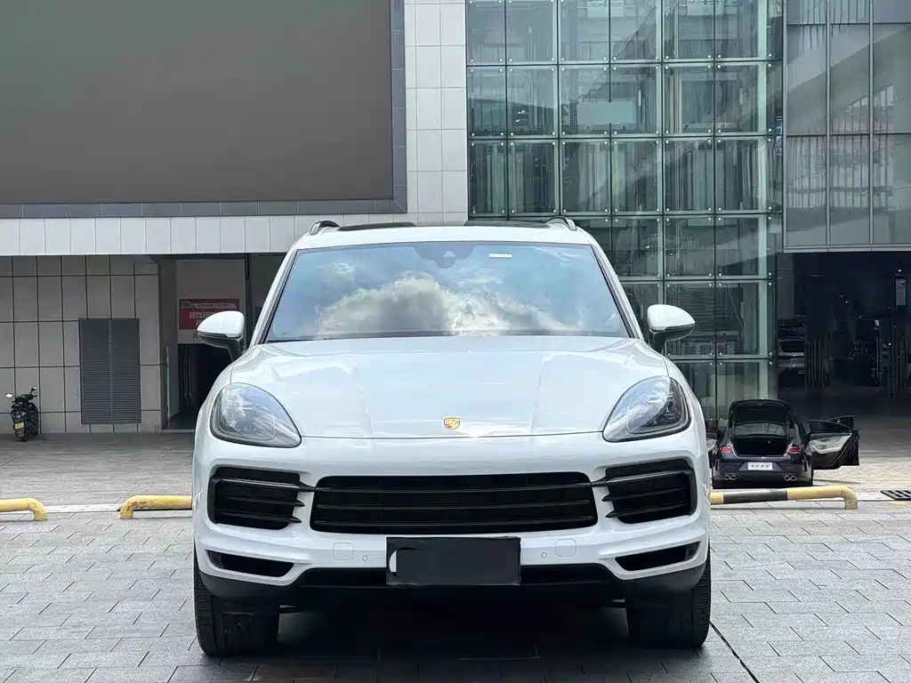 Porsche Cayenne — миниатюра 2