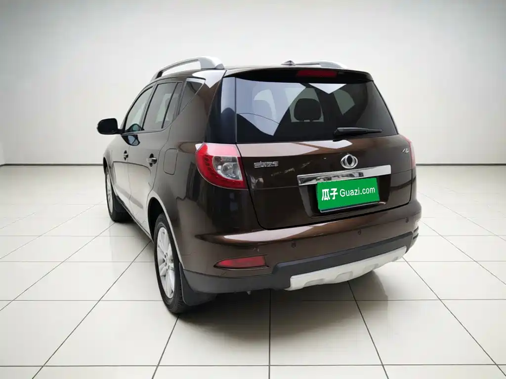 Geely GX7 — миниатюра 4
