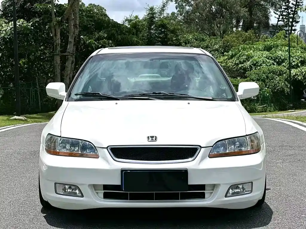 Honda Accord — миниатюра 2