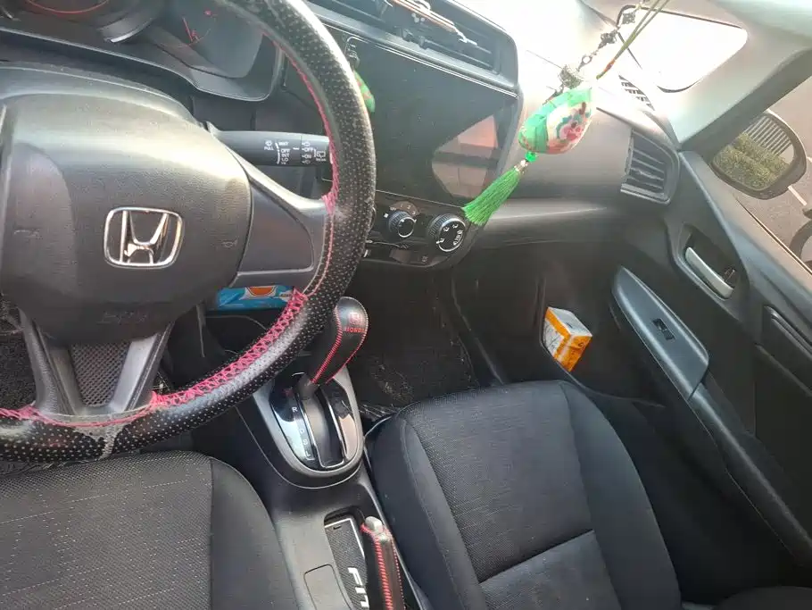 Honda Fit — миниатюра 16