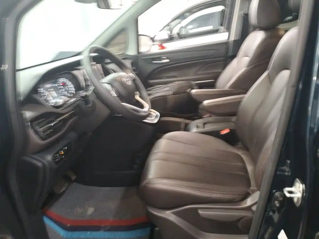 GAC Motor Trumpchi M6 — миниатюра 15