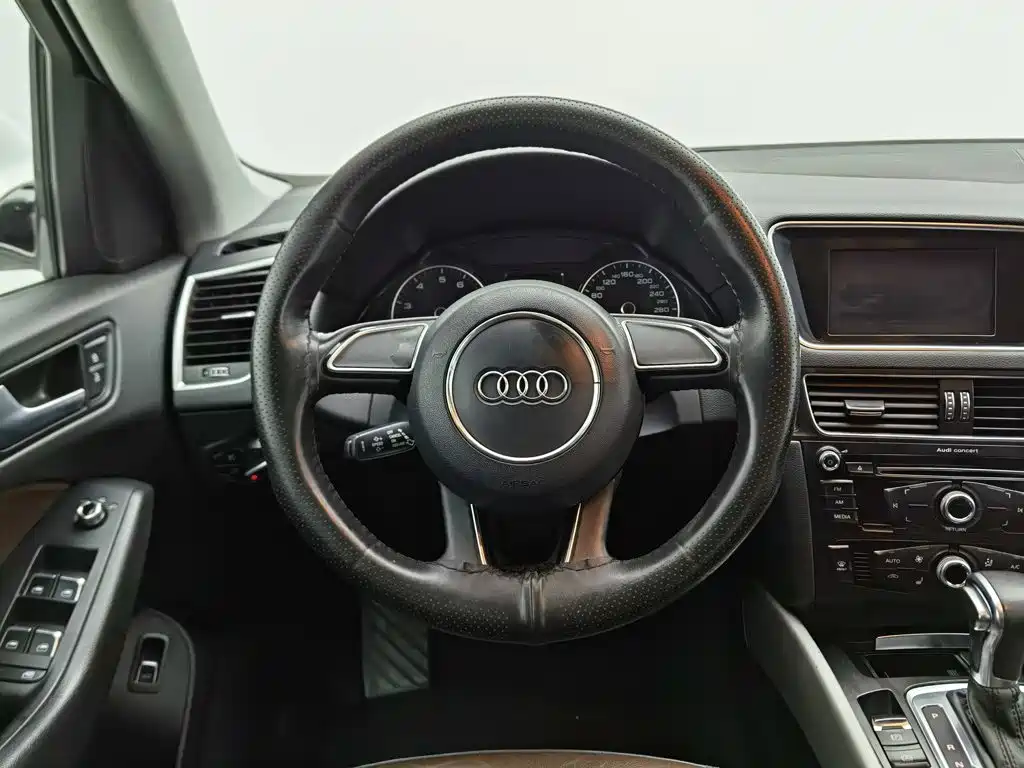 Audi Q5 — миниатюра 11