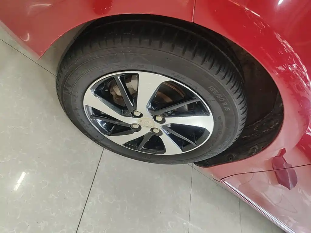 Toyota Yaris L — миниатюра 23