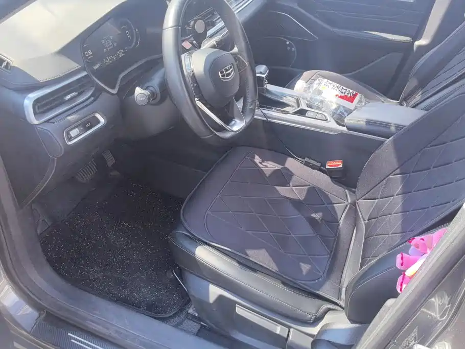 Geely Emgrand — миниатюра 9