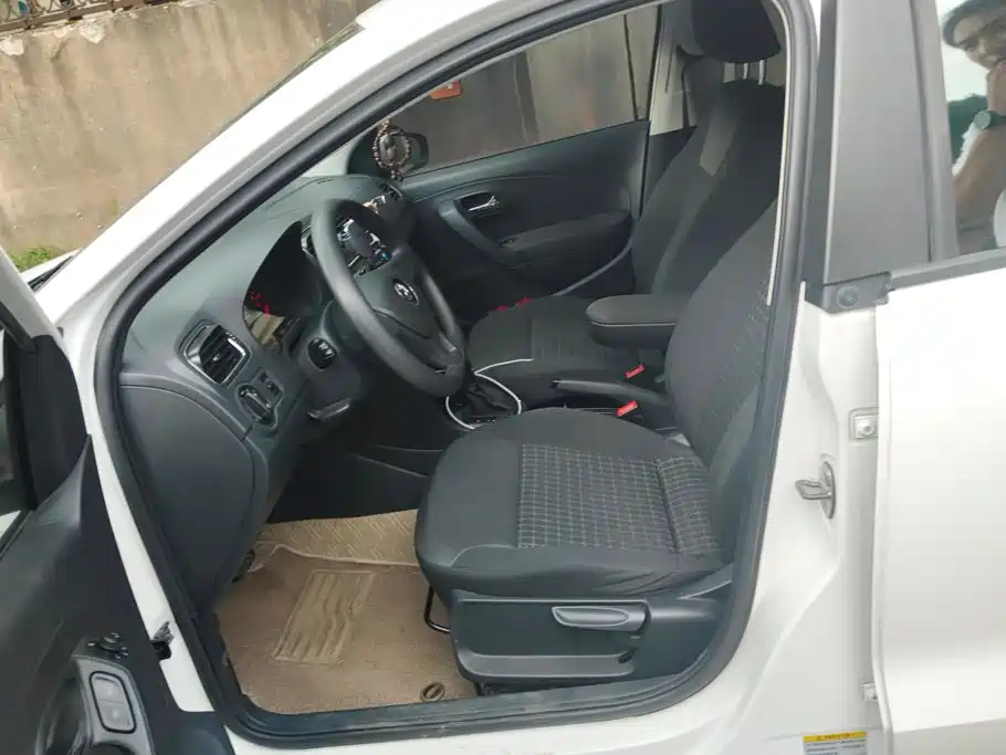 Volkswagen Polo — миниатюра 9