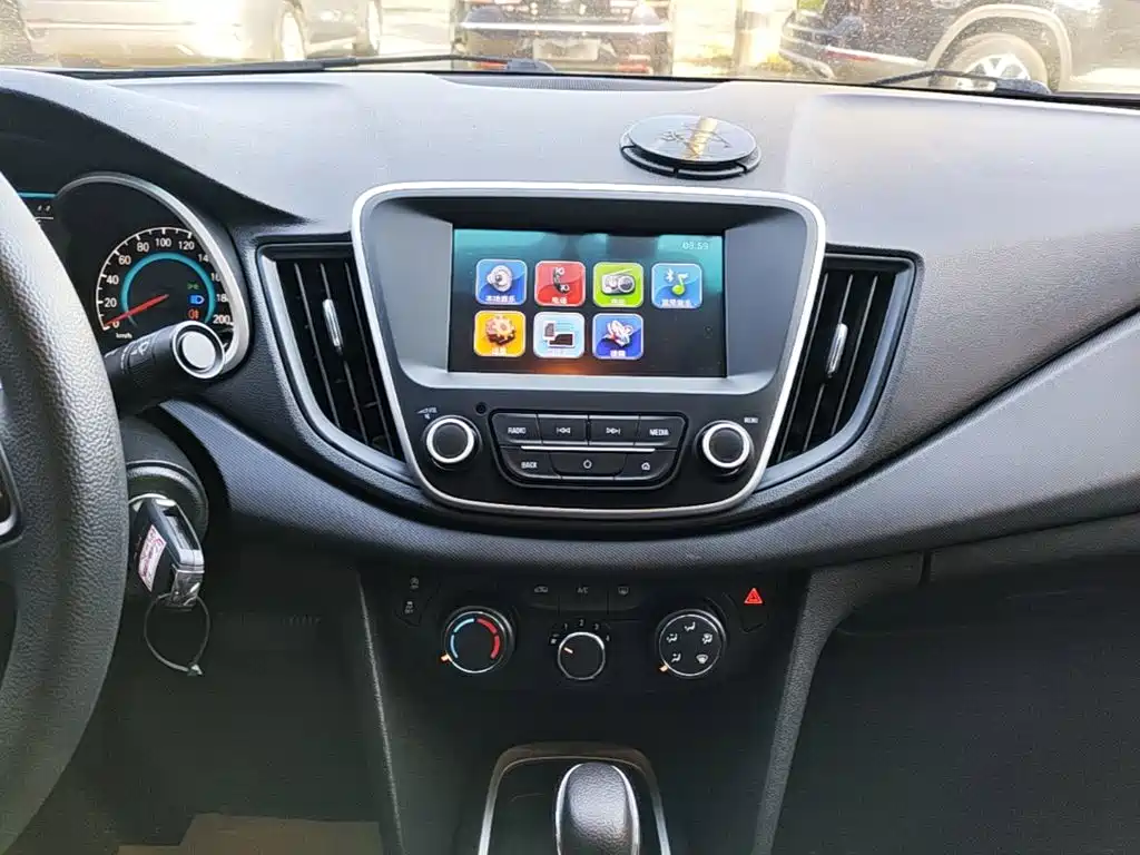 Chevrolet Cavalier — миниатюра 13