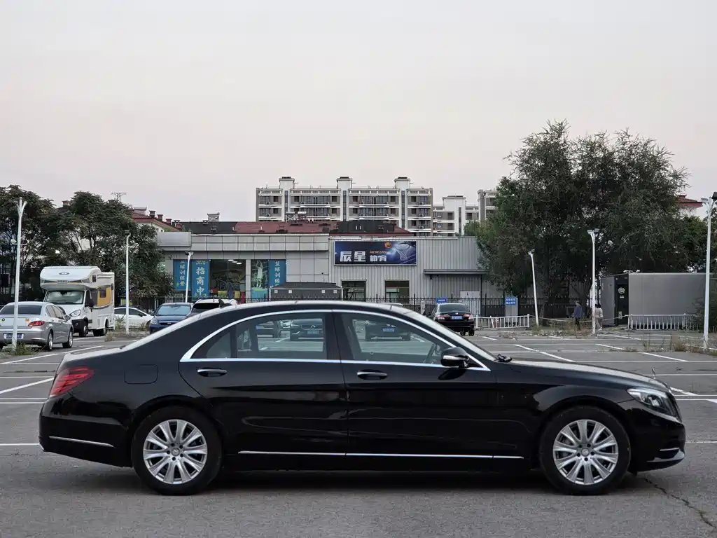 Mercedes-Benz S-Class — миниатюра 8