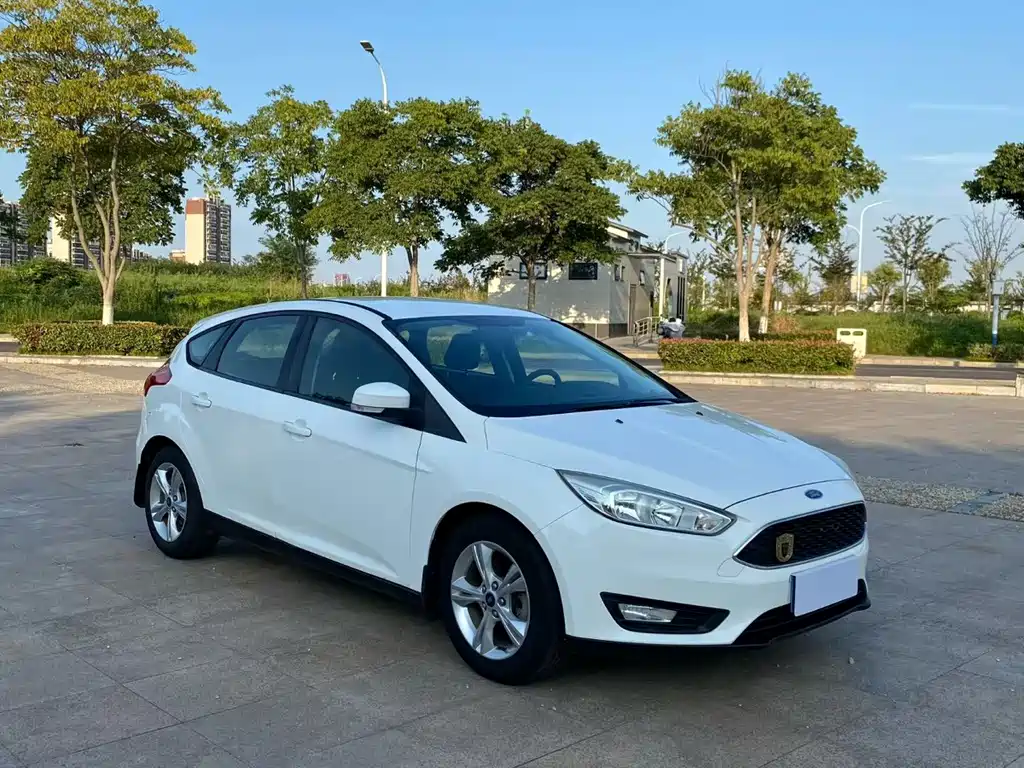 Ford Focus — миниатюра 3