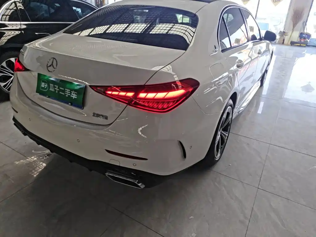 Mercedes-Benz C-Class — миниатюра 8