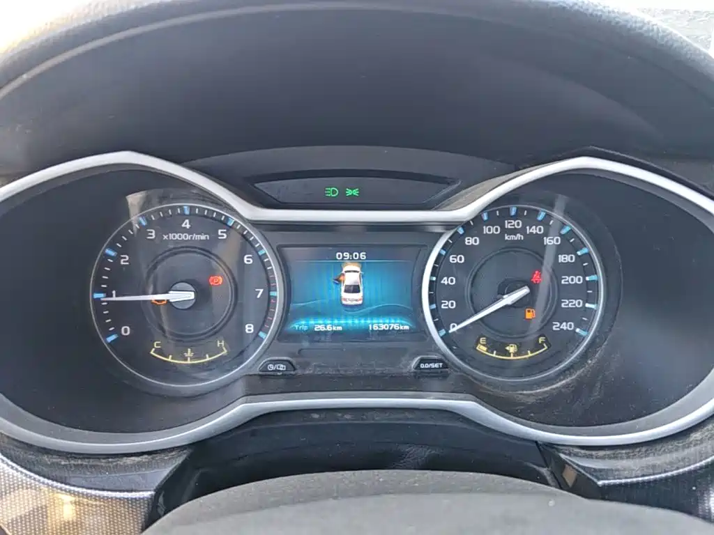 Geely Emgrand — миниатюра 12