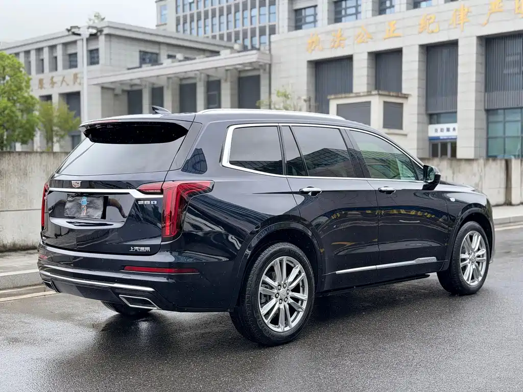Cadillac XT6 — миниатюра 13