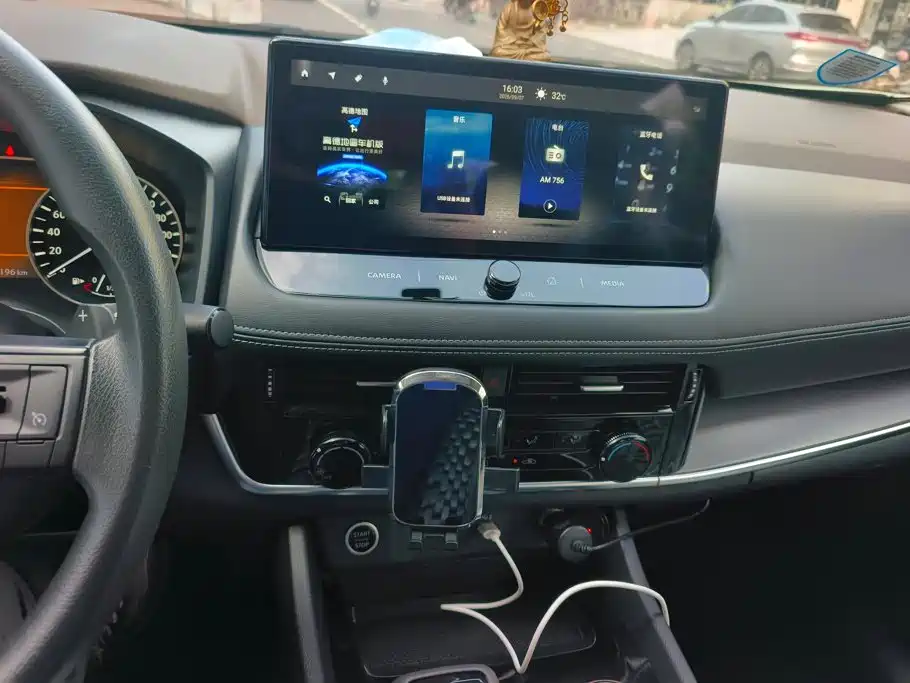Nissan X-Trail — миниатюра 13