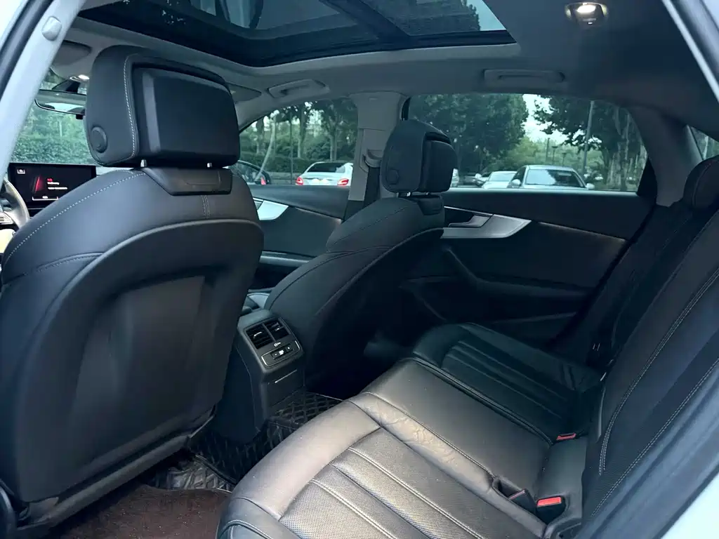 Audi A4L — миниатюра 6
