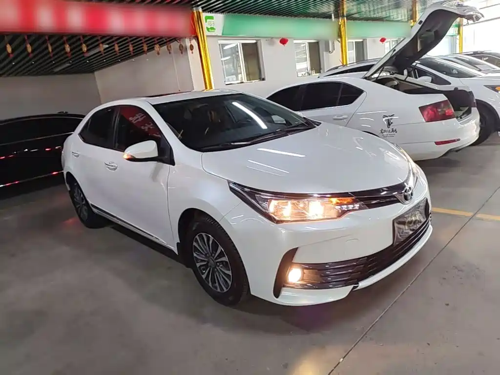 Toyota Corolla — миниатюра 4