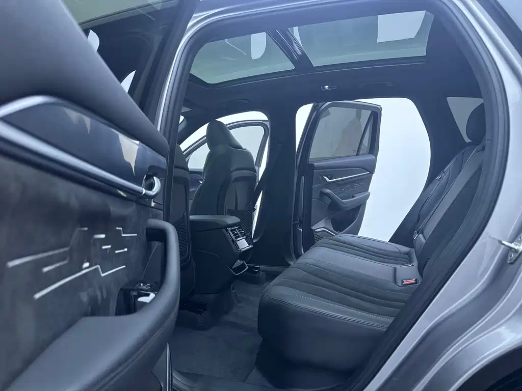 Geely Xingyue L — миниатюра 24