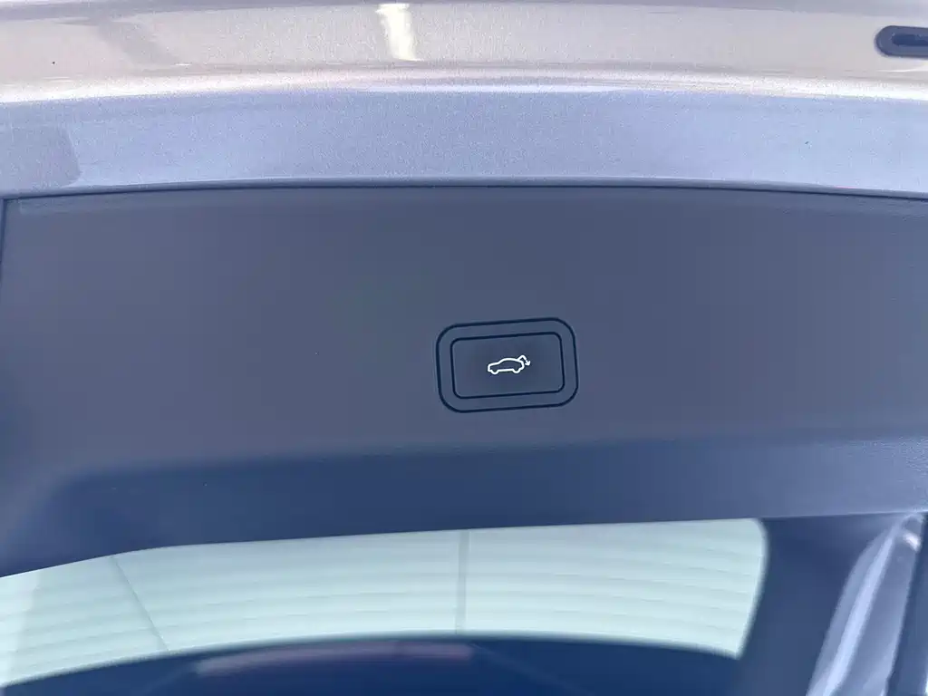 Geely Xingyue L — миниатюра 28