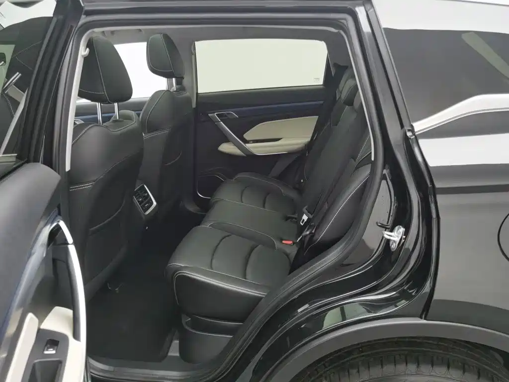 Geely Boyue — миниатюра 15