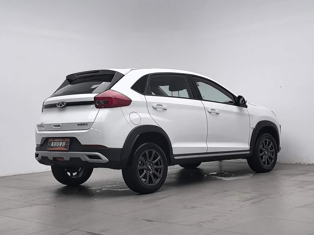CHERY Tiggo 3x 1.5 л 2026 г. Белый, пробег 3600 км