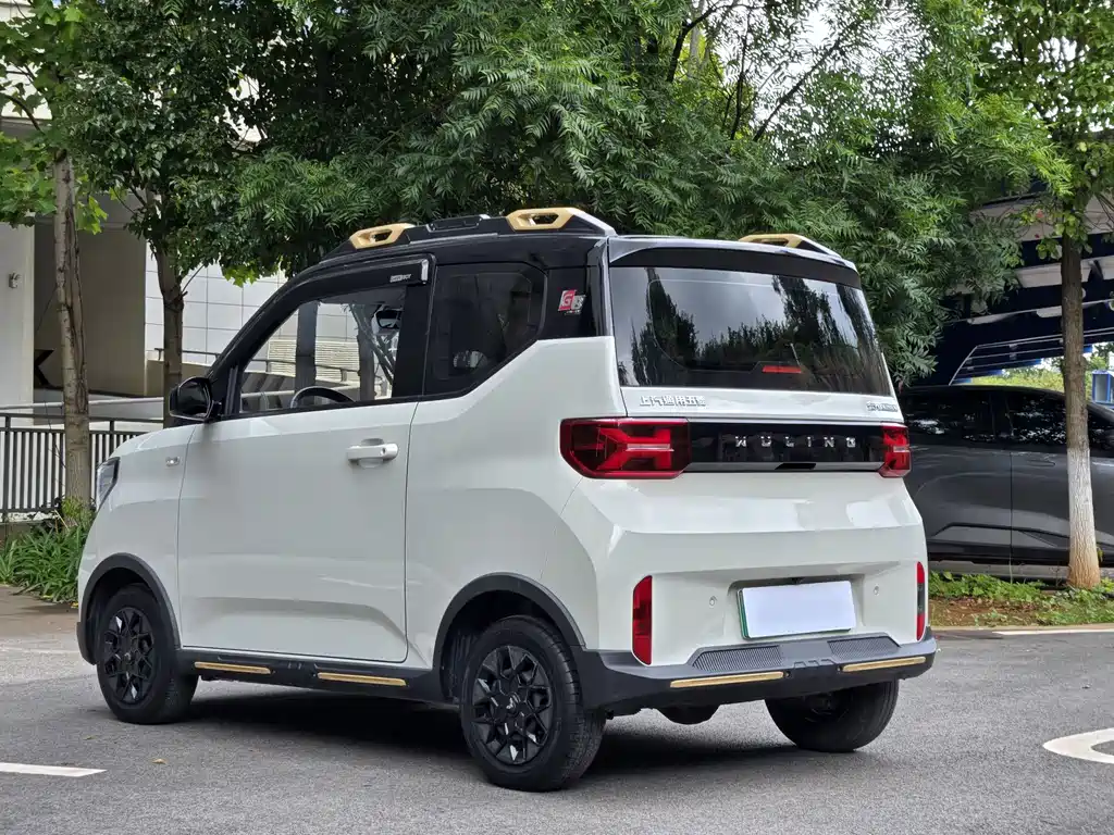 Wuling MINIEV — миниатюра 5