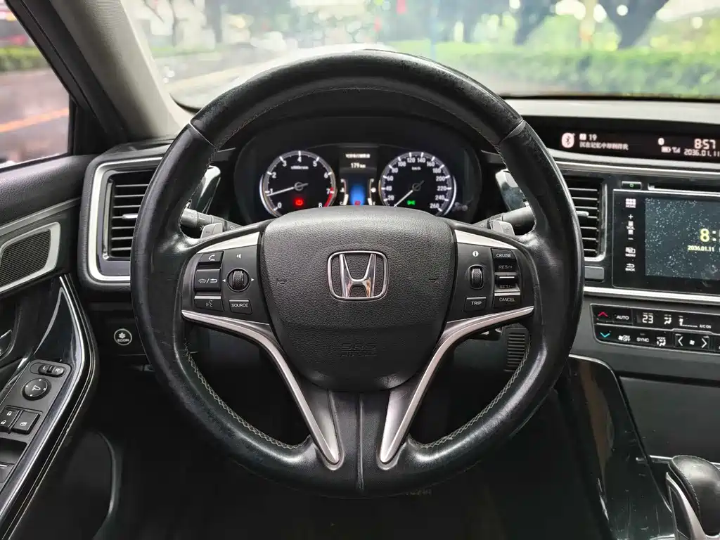 Honda Spirior 2.0L Classic Edition, фото 18